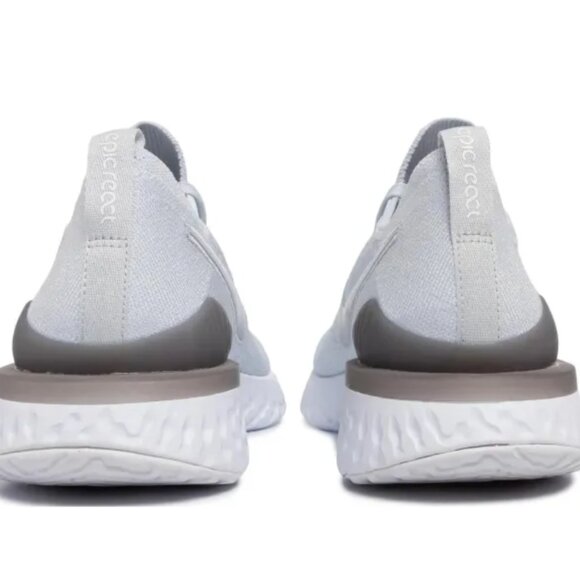 Nike Women's Epic React Flyknit 2 - Picture 7 of 9